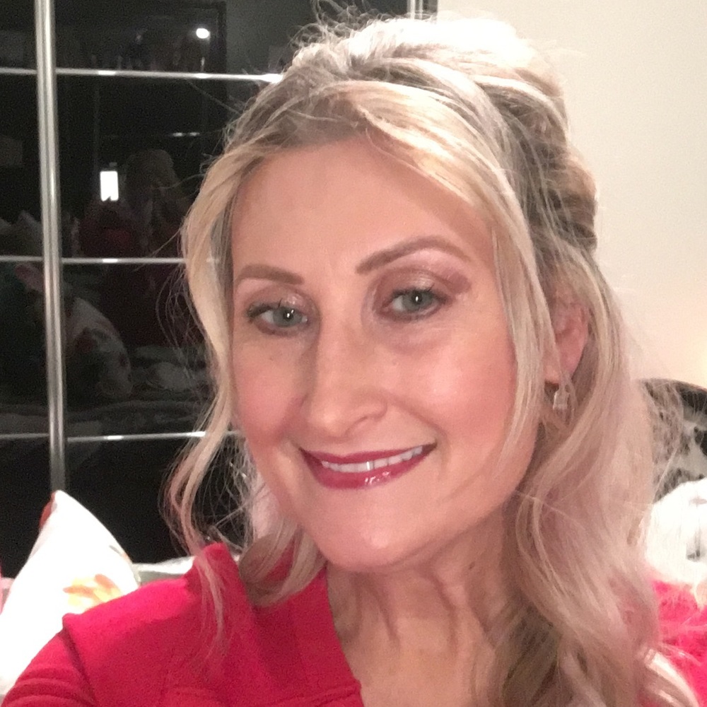 Meet your Posher, Christine
